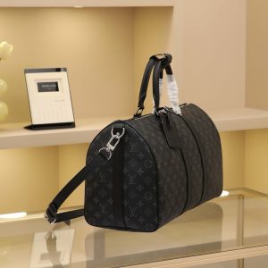 Alternative view of Black Floral Spacious capacity, versatile use. Durable and reliable. Stylish yet mature and steady. Features secure dual zippers and a padlock, making it ideal for business or leisure. Dimensions: 45 × 27 × 20 cm